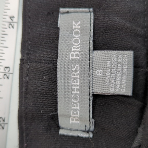 Black mid length shorts, size 8 - Picture 3 of 4